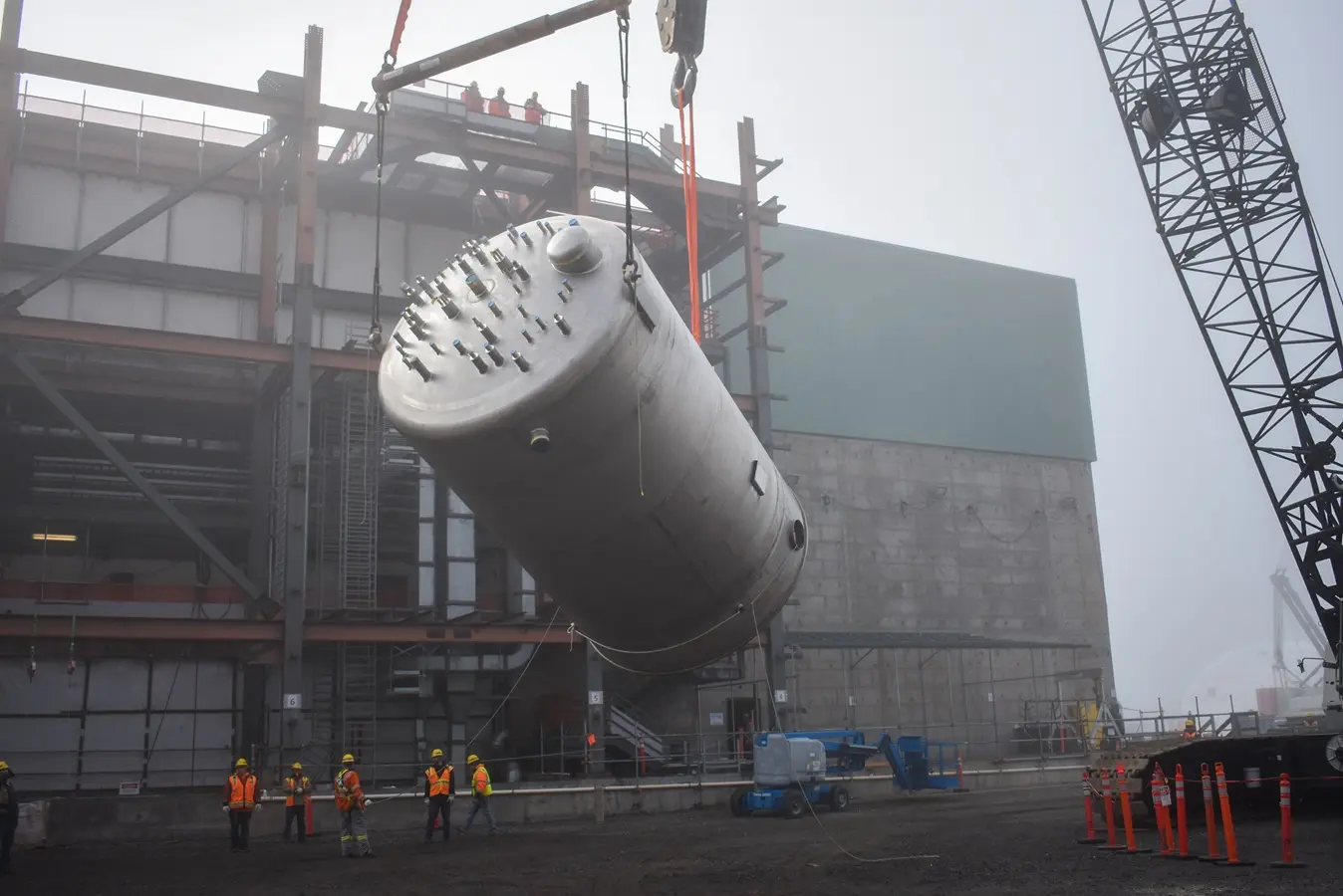 Vessel lift at Hanford WTP